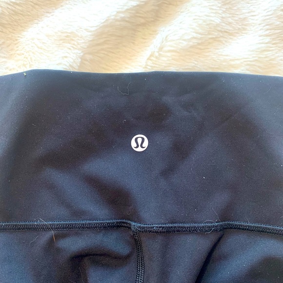 Lululemon Pants Size 2 - Picture 2 of 2